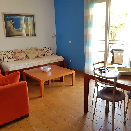 アパート Corfu Beachfront 7 *